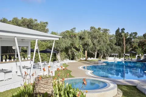 Mr & Mrs White Corfu in Αχαράβη — foto 12