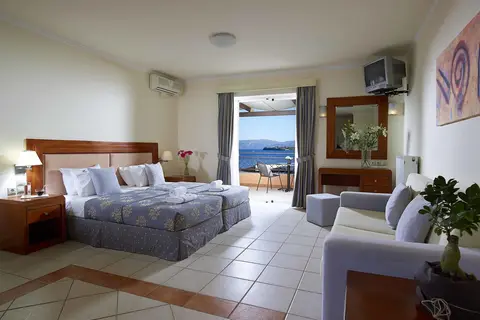 Avantis Suites in Αμάρυνθος — foto 29