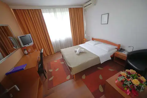 Hotel Srbija A.D. in Belgrado
