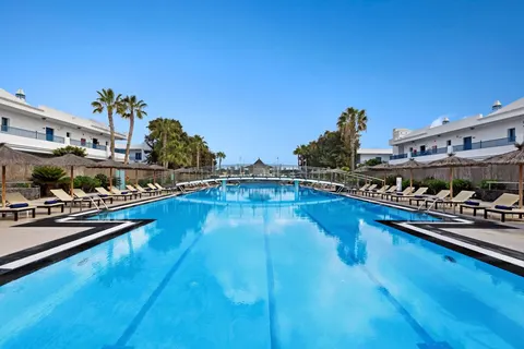 THB Tropical Island Resort - logies & ontbijt foto 28
