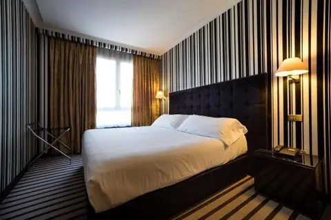 Hotel Clarin in Oviedo — foto 6
