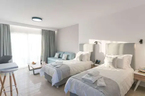 Hotel Defkalion in Πέτρα — foto 5