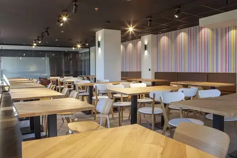 Vertice Roomspace Madrid in Madrid — foto 5