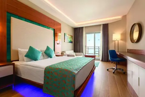Ramada Resort by Wyndham Kusadasi & Golf in Kuşadası — foto 3