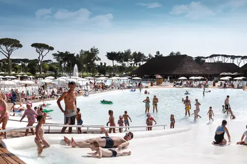 Hu Park Albatros Village in San Vincenzo — foto 11