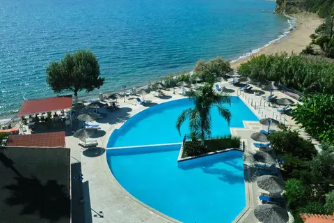 Golden Sun Hotel in Finikoundas — foto 10