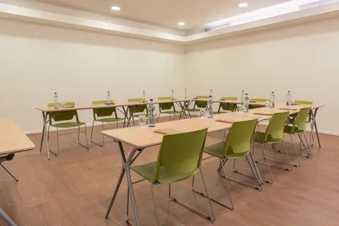 Neat Hotel Avenida in Ponta Delgada — foto 21