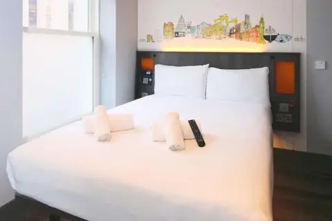EasyHotel Belfast in Belfast — foto 5