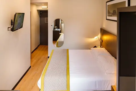 The Cross Hotel in Rome