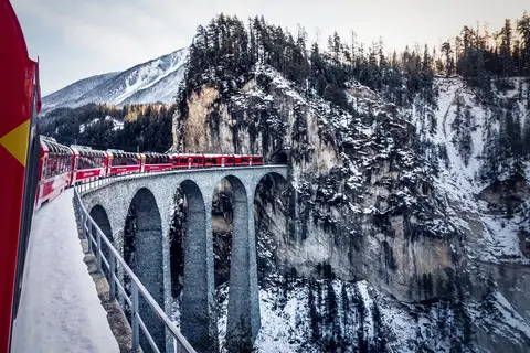 Winter met de Glacier- en Bernina Express in Zwitserland — foto 2