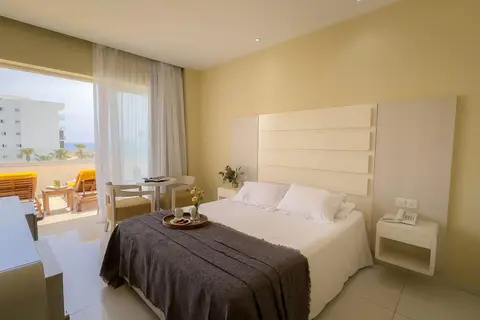 Tasia Maris Beach Hotel & Spa in Ayia Napa — foto 9