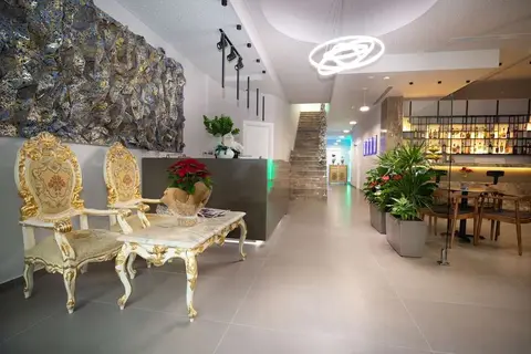 Metro Hotel Tirana in Tirana — foto 7