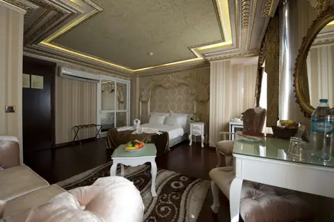 Golden Horn Sirkeci in İstanbul — foto 29