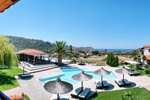 Yakinthos Garden in Skoutaros — foto 13