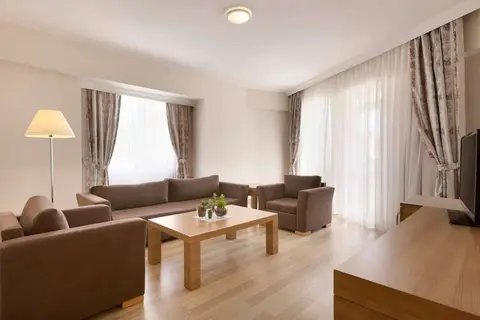 Ramada Resort by Wyndham Lara in Aksu — foto 25