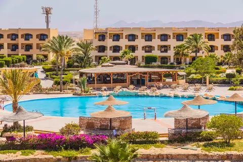 Blend Elphistone Resort in Sea Secrets Divers — foto 2