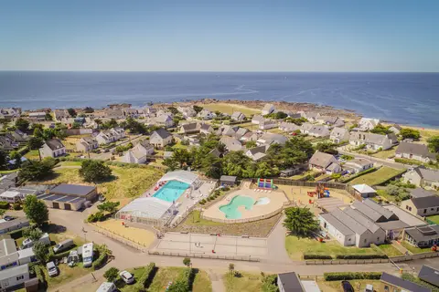 Flower Camping Les Paludiers in Batz-sur-Mer