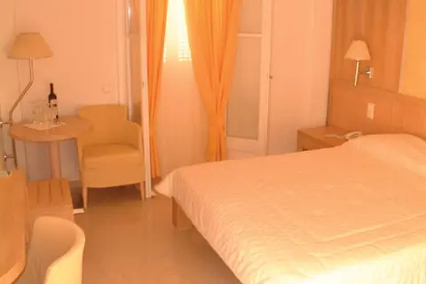 Orizontes Hotel & Villas in Pyrgos — foto 26