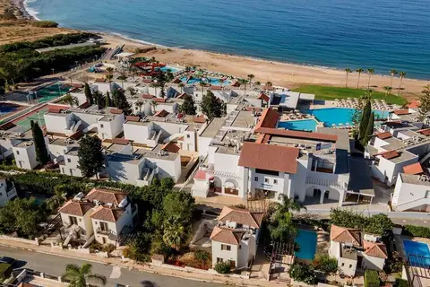 Kapetanios Aqua Resort in Peyia — foto 13
