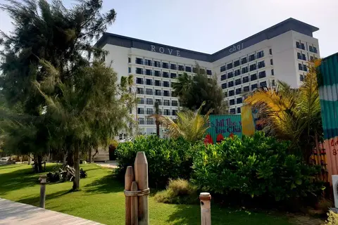 Rove La Mer Beach in Dubai — foto 3