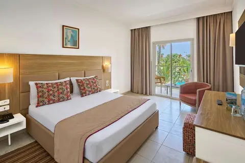 Palm Beach Skanes in المنستير — foto 3