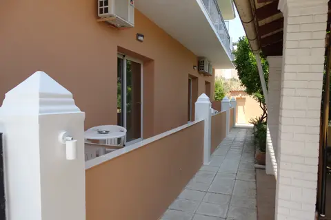 Makis Louvlis Apartments & Studios in Δημοτική Ενότητα Μελιτειέων — foto 14