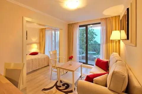 White Rock Castle Suite Hotel in Златни пясъци — foto 30