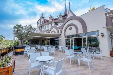 Side Crown Palace in Manavgat — foto 15