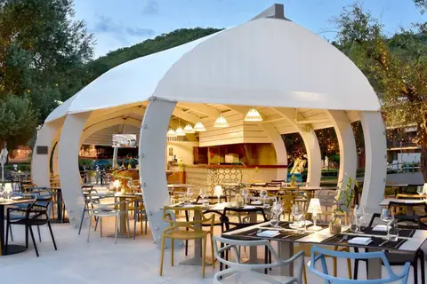 Maestral Resort & Casino in Sveti Stefan Island — foto 4