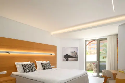 High Beach Resort in Δημοτική Ενότητα Μαλίων — foto 3