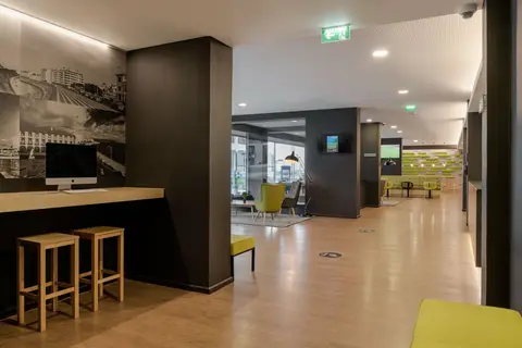 Neat Hotel Avenida in Ponta Delgada — foto 23