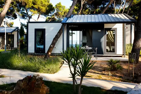 Waterman Beach Village camp & glamping in Supetar