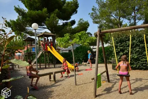 Camping Domaine Sainte Véziane in Bessan — foto 6