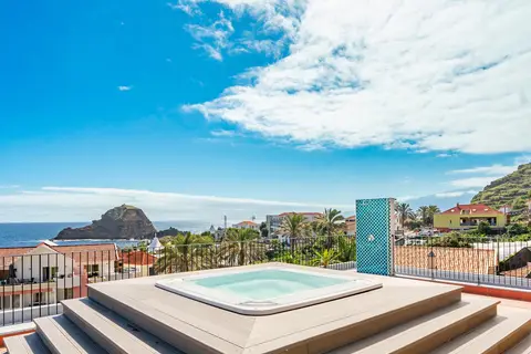 by Aqua Natura Hotels in Porto Moniz — foto 27