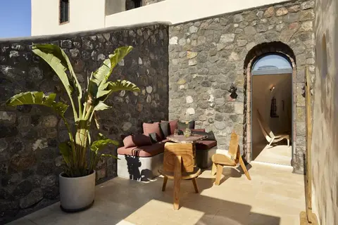 White Pearl Cavalieri in Δημοτική Ενότητα Θήρας — foto 26