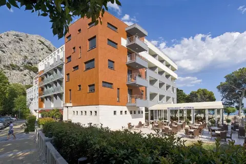 Hotel Plaža Omiš in Omis — foto 21
