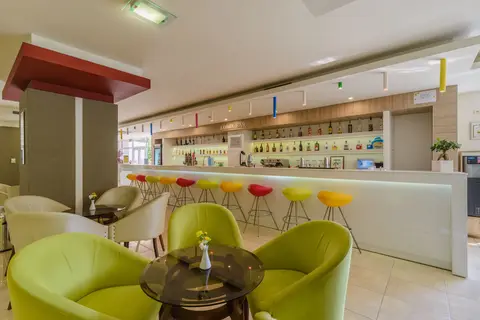 Madara Park Hotel in Златни пясъци — foto 3