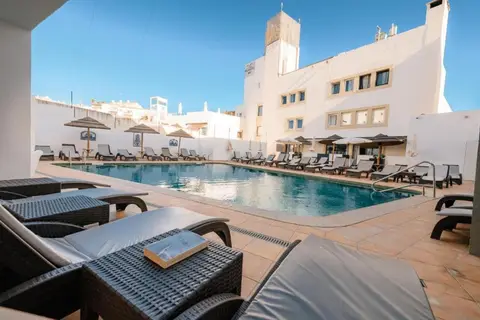 Hotel Carvoeiro Plaza in Carvoeiro