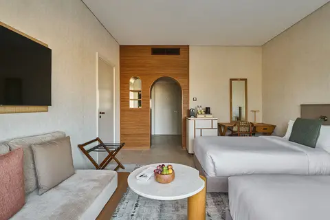 Erth Abu Dhabi in Abu Dhabi — foto 24