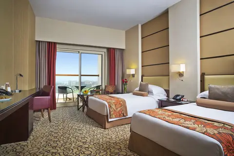 Khalidiya Palace Rayhaan in البطين — foto 4
