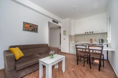 Apartments Fortunella in Petrovac na Moru — foto 7