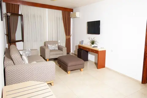 Flora Hotel in Bodrum — foto 13