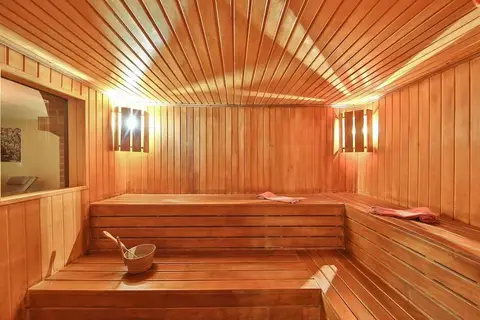 Ramada by Wyndham Istanbul Taksim in Beyoğlu — foto 19