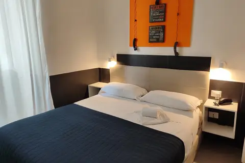 Ideal in Napels, foto 19