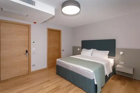 Buze Boutique Hotel in Saranda — foto 3