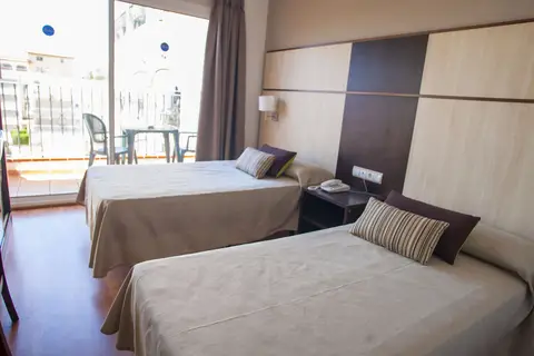 Hotel Comarruga Platja in el Vendrell — foto 16