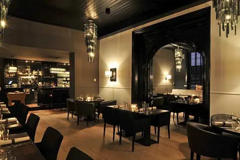 Het Kasteel van Rhoon - Het Koetshuys foto 11