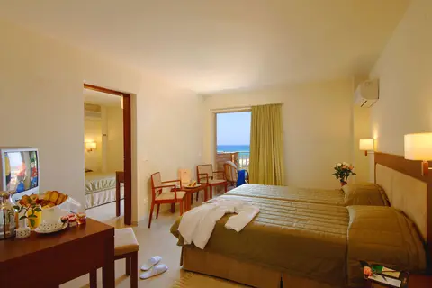 Bella Beach Hotel in Δημοτική Ενότητα Χερσονήσου — foto 15
