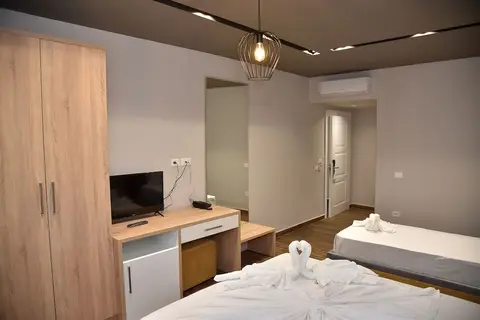 Hotel Lubjana in Durres — foto 25