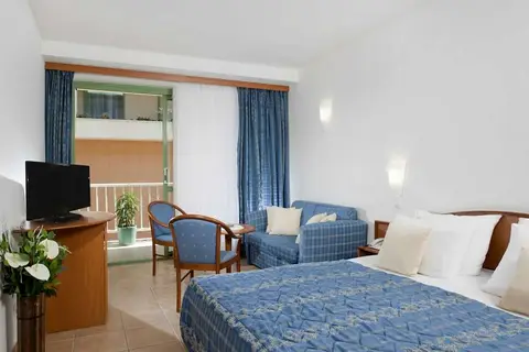 Bluesun Hotel Marina in Brela — foto 14